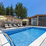 Casa De Sherys 3* Каш